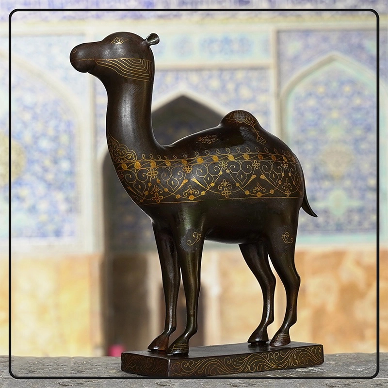 01-Handmade silver-plated metal camel statue مجسمه دست ساز شتر فلزی نقره کوب