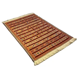 گلیم دستباف طرح محرمات خطی