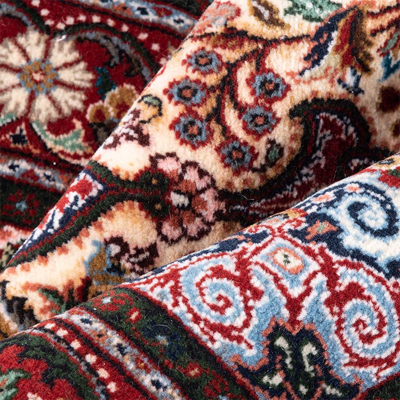 فرش دستباف همدان 40 رج ابعاد دو ذرعی