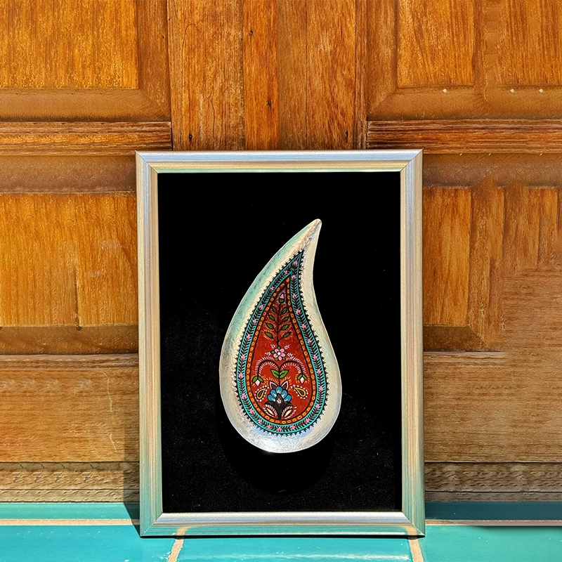 تابلو مسی میناکاری طرح بته جقه