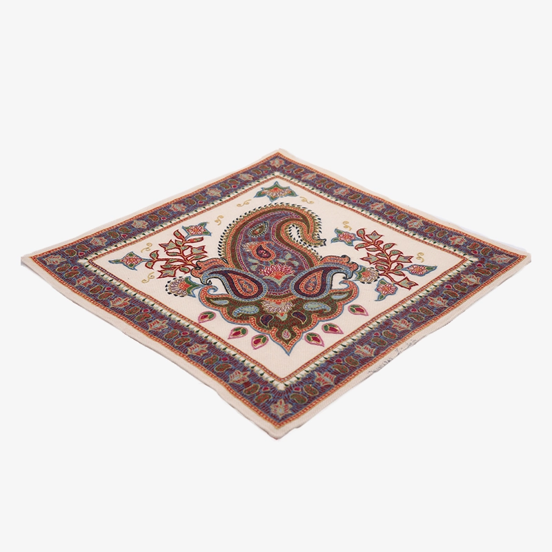 پته دست‌ ساز طرح بته‌ جقه