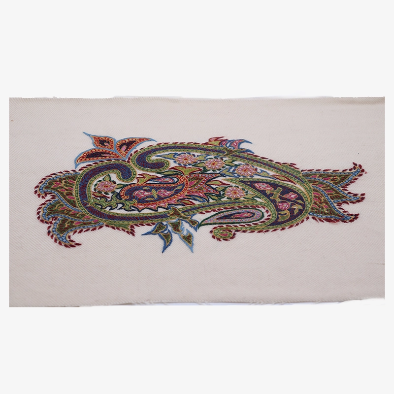 پته دست ساز استخوانی با طرح بته جقه