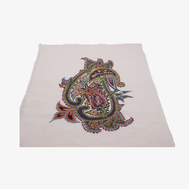 پته دست دوز استخوانی با طرح بته جقه