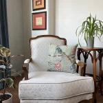 کوسن سنتی دست ساز طرح گنجشک و گل