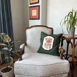 کوسن سنتی دست ساز طرح عشق جاودان