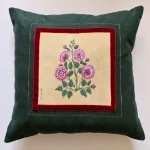 کوسن سنتی دست دوز طرح گل‌های بهاری
