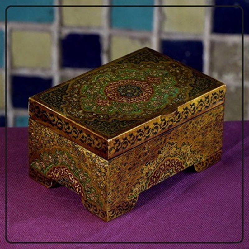 جعبه دست ساز استخوان شتر با طرح تذهیب ایرانی