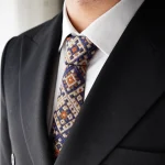 کراوات سوزن دوزی بلوچی طرح لوزی گلدار سنتی