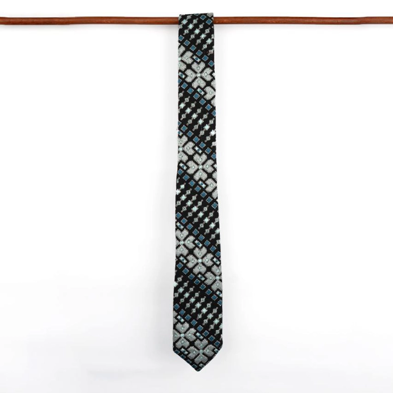 9 کراوات سوزن دوزی بلوچی طرح چهار برگ سنتی