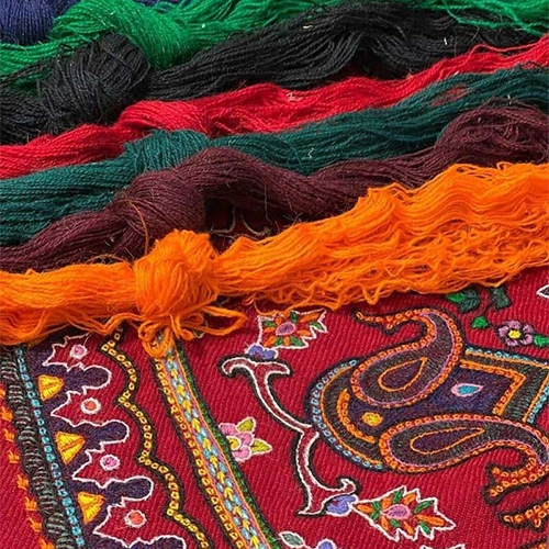 پته دوزی کرمان: از اصالت تاریخچه و رمز نقوش تا راهنمای خرید پته اصل