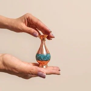 گلدان فیروزه‌ کوبی مسی طرح آسمان فیروزه