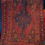رومیزی سوزن‌ دوزی طرح محرابی قدیمی