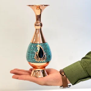 گلدان فیروزه‌ کوبی مسی طرح شعله نیلگون