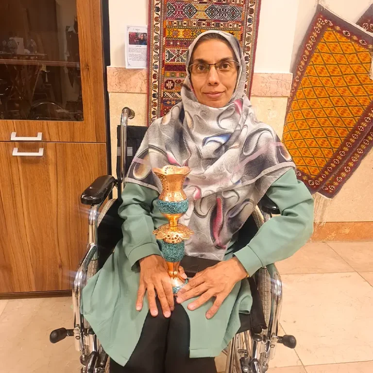 پشت‌صحنه کار خانم مهری ملکی